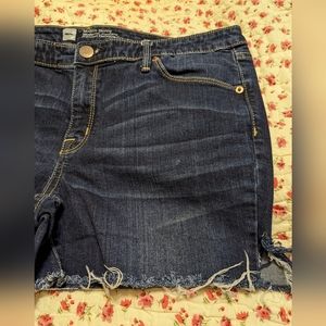 💥 5 for 25 💥 Mossimo modern skinny cut offs size 14